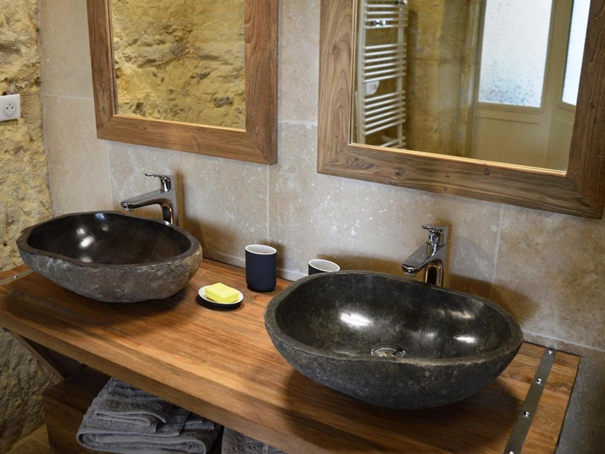 Maison Troglodyte Elegante Avec Spa, Salle De Jeux Et Jardin Clos A Vouvray - Fr-1-381-87 Kültér fotó